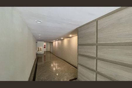 Apartamento à venda com 90m², 2 quartos e 2 vagasPortaria