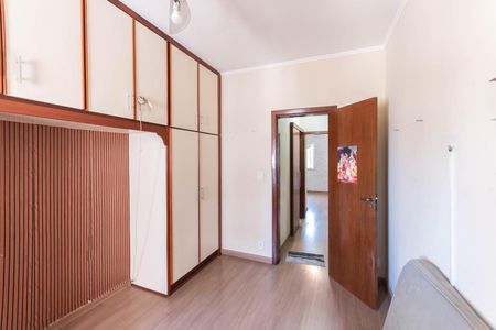 Apartamento à venda com 90m², 2 quartos e 2 vagasQuarto 2