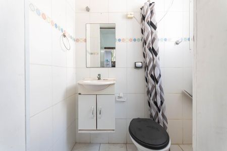 Apartamento à venda com 90m², 2 quartos e 2 vagasBanheiro de serviço