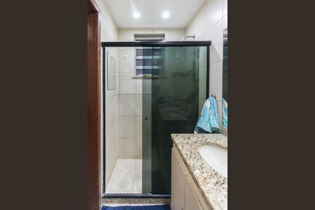 Apartamento à venda com 90m², 2 quartos e 2 vagasBanheiro