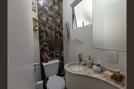 Casa à venda com 3 quartos, 97m² em Jardim Sarah, São Paulo