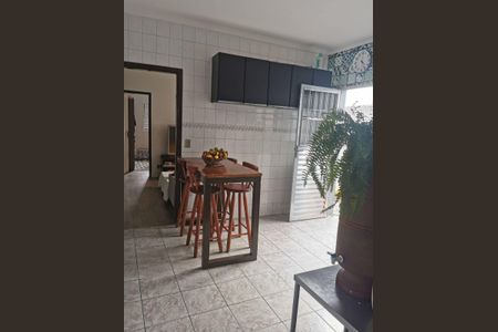 Casa à venda com 2 quartos, 250m² em Jardim Peri, São Paulo
