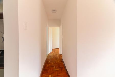 Apartamento à venda com 87m², 2 quartos e sem vagaCorredor