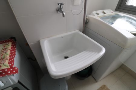 Apartamento para alugar com 48m², 2 quartos e sem vagaÁrea de Serviço