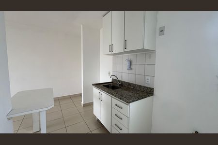 Cozinha de apartamento à venda com 3 quartos, 76m² em Jardim Santa Genebra, Campinas