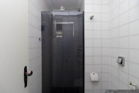 Apartamento à venda com 70m², 2 quartos e 1 vaga Apartamento à venda com 70m², 2 quartos e 1 vagaBanheiro Social