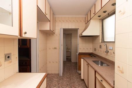 Apartamento à venda com 70m², 2 quartos e 1 vaga Apartamento à venda com 70m², 2 quartos e 1 vagaCozinha