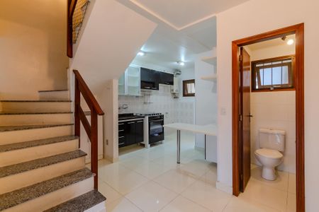 Casa à venda com 77m², 2 quartos e 1 vaga Casa à venda com 77m², 2 quartos e 1 vagaSala