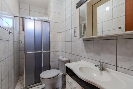 Casa à venda com 77m², 2 quartos e 1 vaga Casa à venda com 77m², 2 quartos e 1 vagaBanheiro