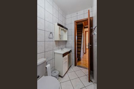 Casa à venda com 77m², 2 quartos e 1 vaga Casa à venda com 77m², 2 quartos e 1 vagaBanheiro