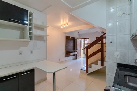Casa à venda com 77m², 2 quartos e 1 vaga Casa à venda com 77m², 2 quartos e 1 vagaCozinha