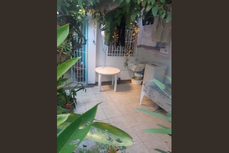 Casa à venda com 175m², 3 quartos e 2 vagas