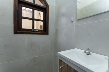 Casa para alugar com 80m², 2 quartos e 1 vagaBanheiro de serviço