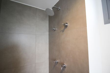 Studio para alugar com 28m², 1 quarto e sem vaga Studio para alugar com 28m², 1 quarto e sem vagaBanheiro