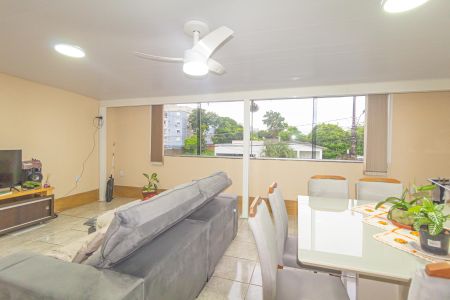 Casa à venda com 80m², 2 quartos e 1 vaga Casa à venda com 80m², 2 quartos e 1 vagaSala