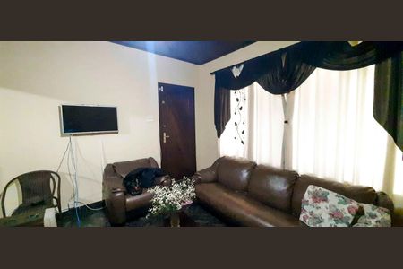 Casa à venda com 167m², 3 quartos e 2 vagasCasa 1 - Sala