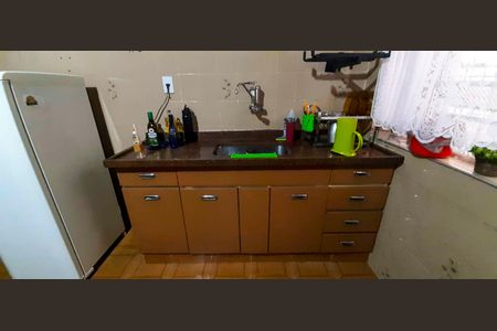 Casa à venda com 167m², 3 quartos e 2 vagasCasa 1 - Cozinha