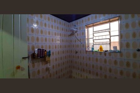 Casa à venda com 167m², 3 quartos e 2 vagasCasa 1 - Banheiro