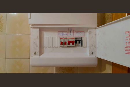 Casa à venda com 167m², 3 quartos e 2 vagasCasa 2 - Quadro de Luz