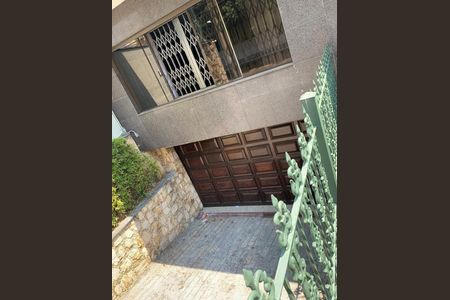 Casa à venda com 300m², 4 quartos e 5 vagas