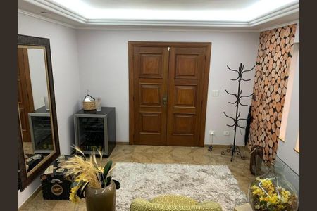 Casa à venda com 300m², 4 quartos e 5 vagas