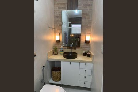 Casa à venda com 4 quartos, 300m² em Cursino, São Paulo