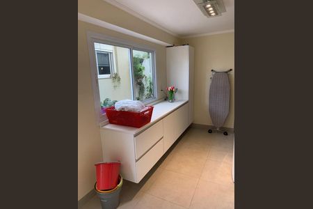 Casa à venda com 300m², 4 quartos e 5 vagas