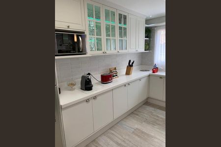 Casa à venda com 300m², 4 quartos e 5 vagas