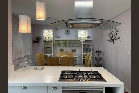 Casa à venda com 300m², 4 quartos e 5 vagas