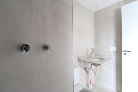 Apartamento à venda com 141m², 3 quartos e 2 vagasBanheiro da Suíte 2