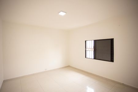 Quarto 1 de casa à venda com 2 quartos, 100m² em São Domingos, São Paulo