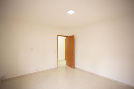 Casa à venda com 100m², 2 quartos e 2 vagasQuarto 1