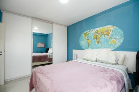 Apartamento à venda com 135m², 3 quartos e 2 vagas Apartamento à venda com 135m², 3 quartos e 2 vagasSuíte