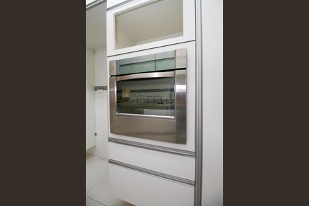 Apartamento à venda com 135m², 3 quartos e 2 vagas Apartamento à venda com 135m², 3 quartos e 2 vagasCozinha