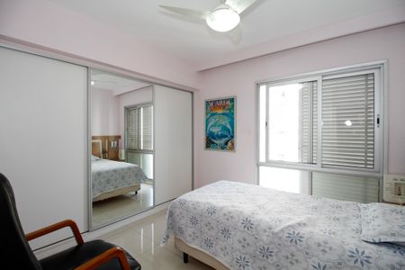 Apartamento à venda com 135m², 3 quartos e 2 vagas Apartamento à venda com 135m², 3 quartos e 2 vagasQuarto 2