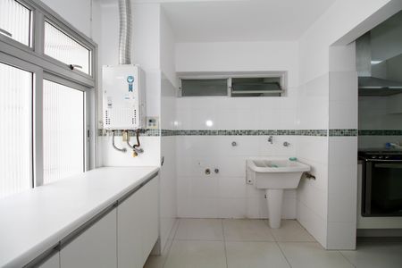 Apartamento à venda com 135m², 3 quartos e 2 vagas Apartamento à venda com 135m², 3 quartos e 2 vagasÁrea de Serviço