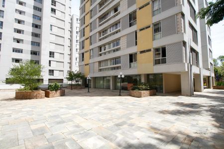 Apartamento à venda com 135m², 3 quartos e 2 vagas Apartamento à venda com 135m², 3 quartos e 2 vagasÁrea Comum - Espaço de Convivência