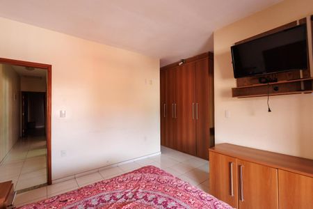 Casa para alugar com 136m², 3 quartos e 2 vagasSuíte