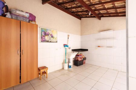 Casa para alugar com 136m², 3 quartos e 2 vagasLavanderia