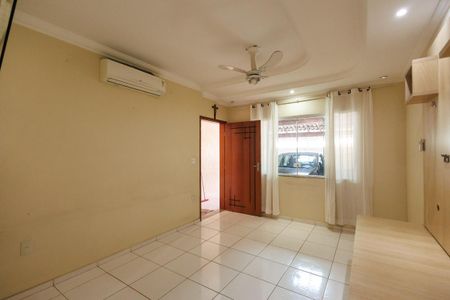 Sala de casa para alugar com 3 quartos, 136m² em Vila Sao Geraldo, Taubaté