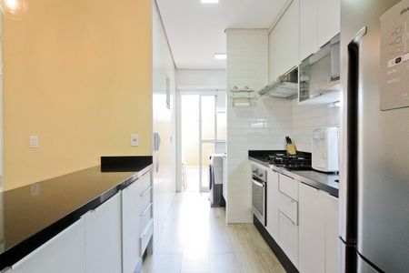 Apartamento à venda com 90m², 3 quartos e 2 vagasCozinha