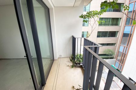 Apartamento à venda com 156m², 2 quartos e 2 vagasVaranda da Suíte 2