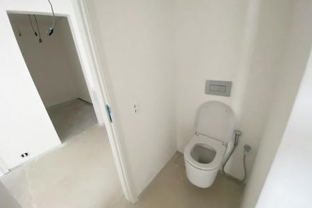 Apartamento à venda com 156m², 2 quartos e 2 vagasBanheiro da Suíte 2