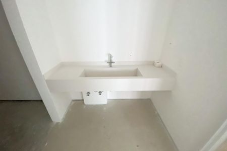 Apartamento à venda com 156m², 2 quartos e 2 vagasBanheiro da Suíte 2