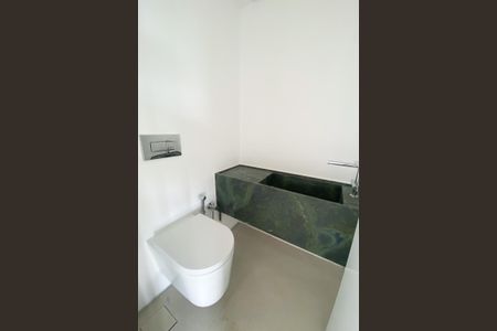 Apartamento à venda com 156m², 2 quartos e 2 vagasLavabo