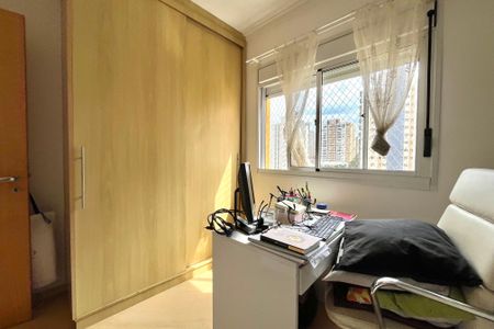 Apartamento à venda com 106m², 3 quartos e 3 vagasQuarto 2