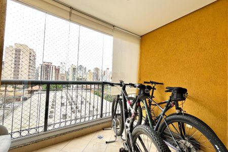 Apartamento à venda com 106m², 3 quartos e 3 vagasVaranda