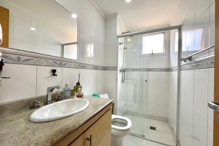 Apartamento à venda com 106m², 3 quartos e 3 vagasBanheiro