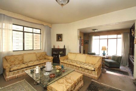 Casa à venda com 4 quartos, 350m² em Jardim da Gloria, São Paulo