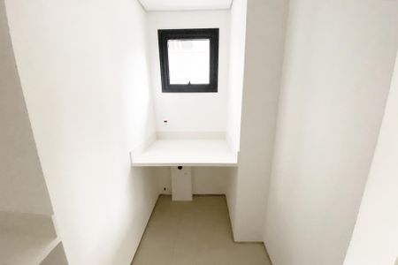 Apartamento à venda com 261m², 3 quartos e 2 vagasÁrea de Serviço